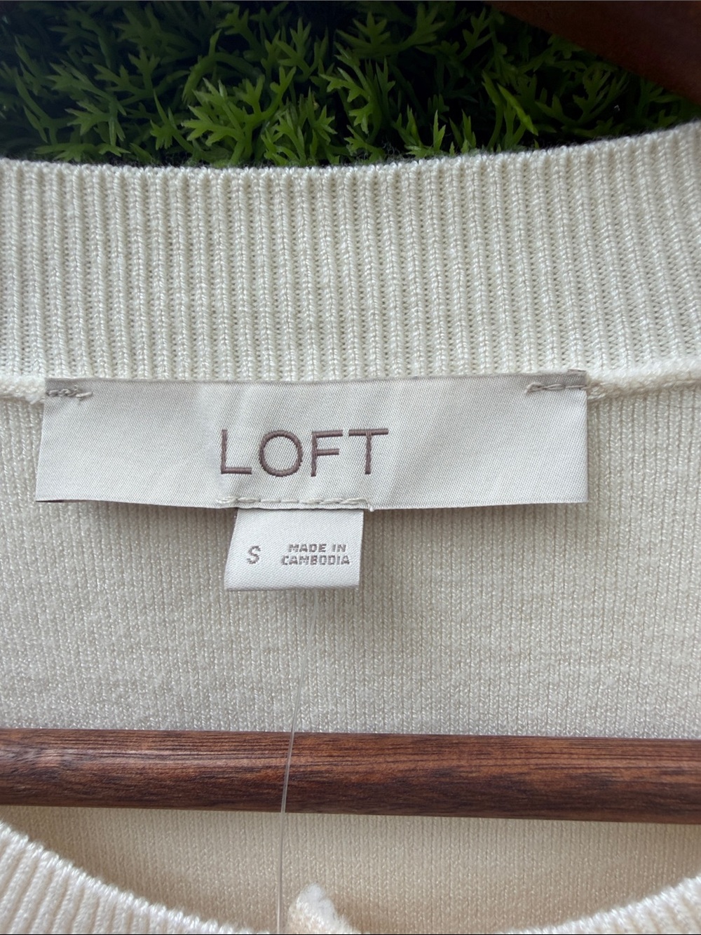 NWT LOFT Cream Button-Front Sleeveless Knit Top - Picture 2 of 4